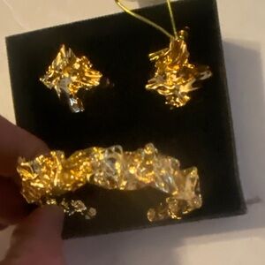 Amber Seats Earring And Cuff Bracelet Set New